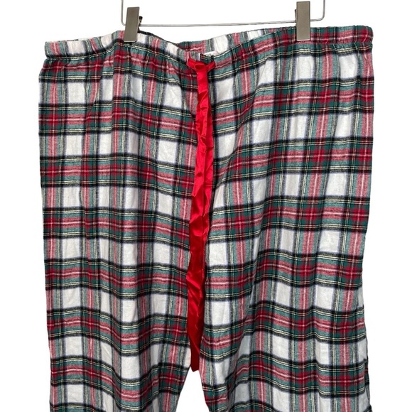 KayAnna Flannel Plaid Pajama Set - Picture 8 of 11